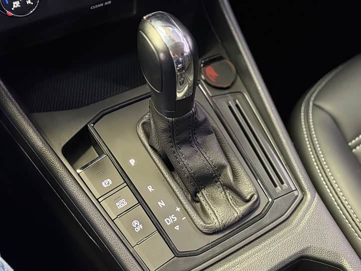 Фото 11 - Volkswagen Lavida