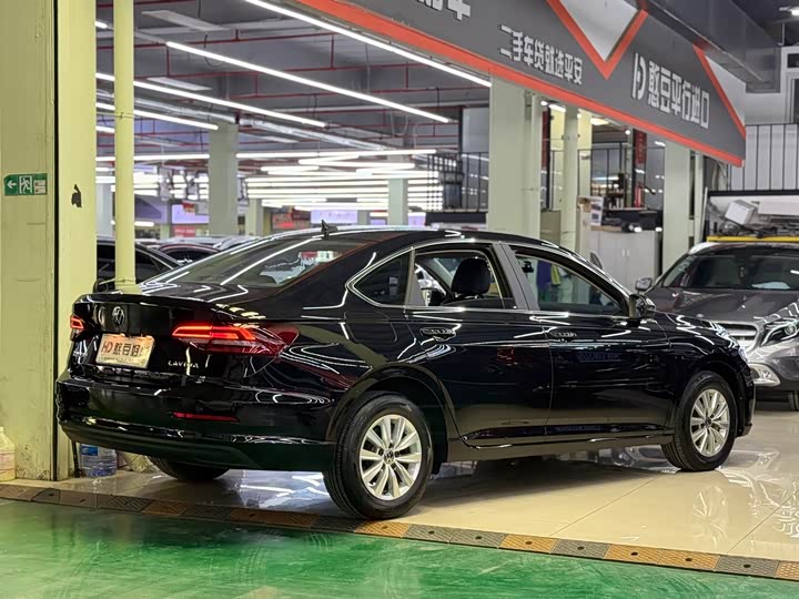 Фото 2 - Volkswagen Lavida