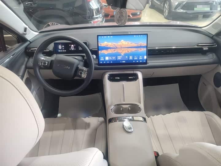 Фото 16 - GAC Aion RT