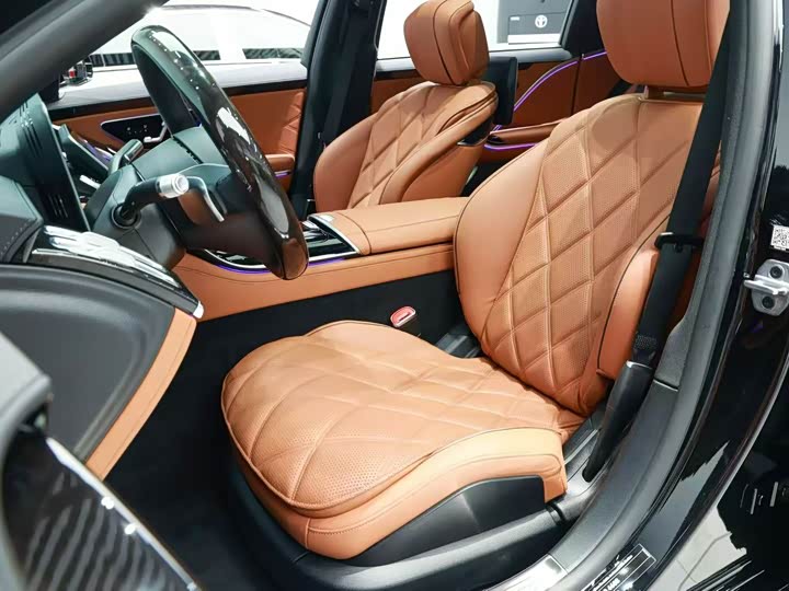 Фото 3 - Mercedes-Benz Maybach S-Class