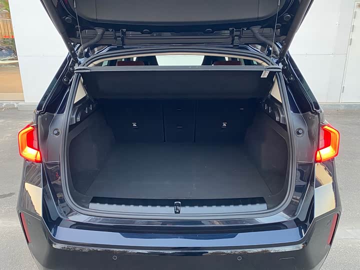 Фото 13 - BMW X1