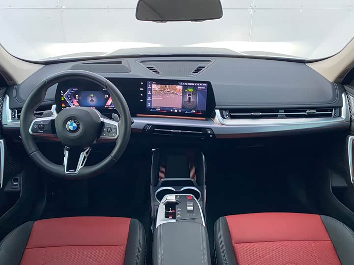 Фото 14 - BMW X1