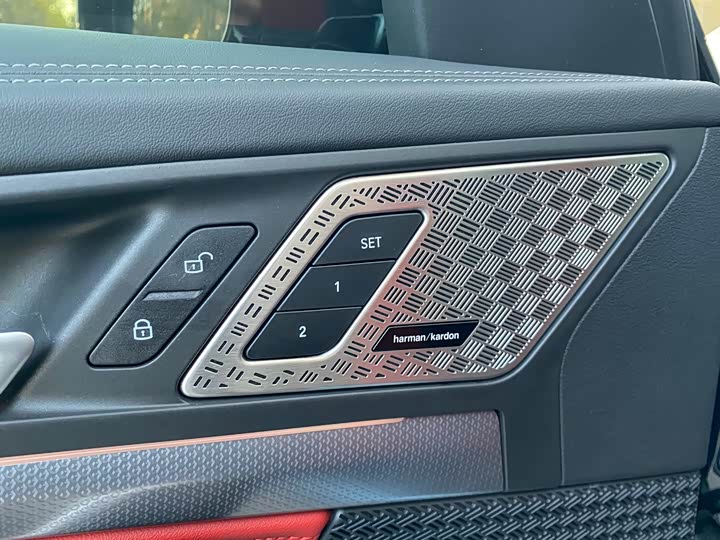 Фото 18 - BMW X1