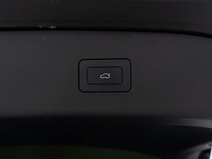 Фото 16 - Luxeed R7