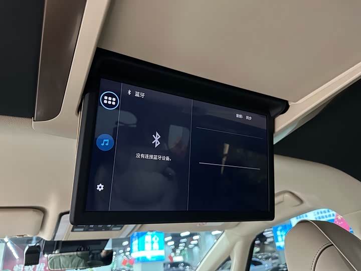 Фото 13 - Toyota Alphard