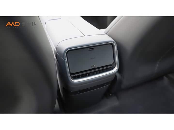 Фото 9 - Xiaomi YU7