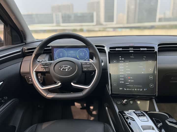 Фото 14 - Hyundai Tucson L