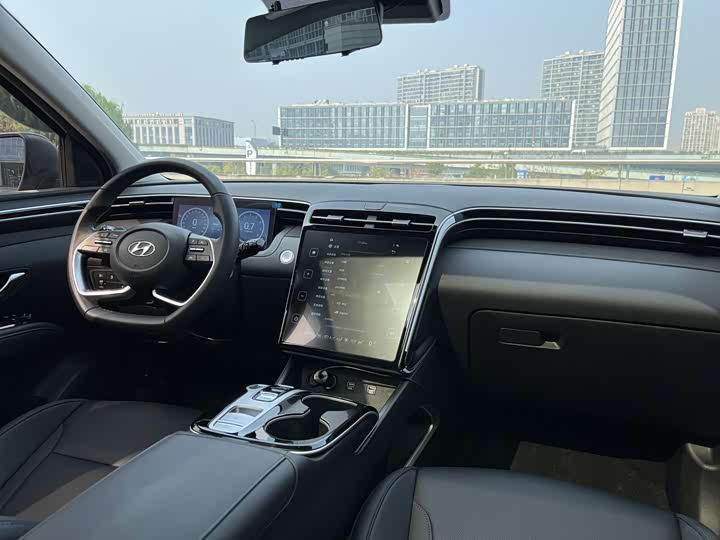 Фото 15 - Hyundai Tucson L