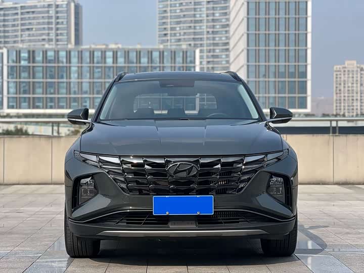 Фото 2 - Hyundai Tucson L