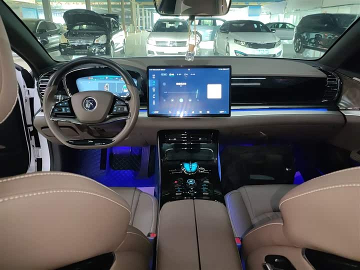 Фото 10 - BYD Han