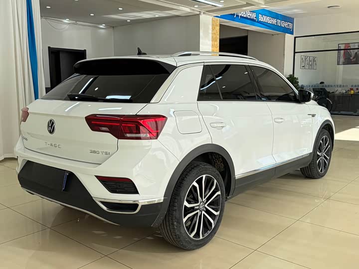 Фото 6 - Volkswagen T-Roc