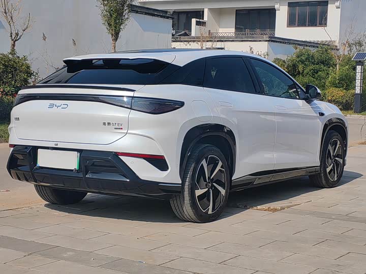 Фото 4 - BYD Sea Lion 07 EV