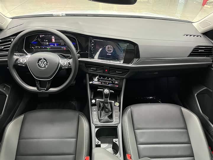 Фото 3 - Volkswagen Sagitar L