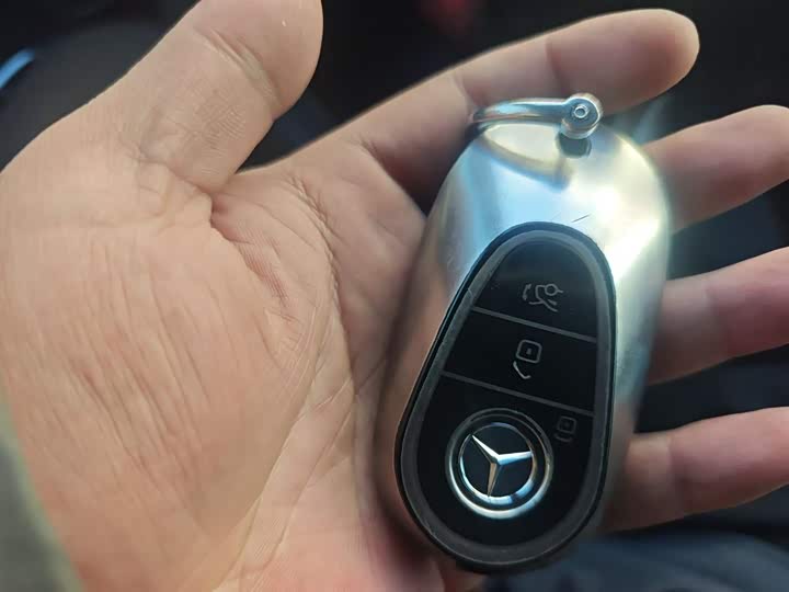 Фото 10 - Mercedes-Benz GLC-Class