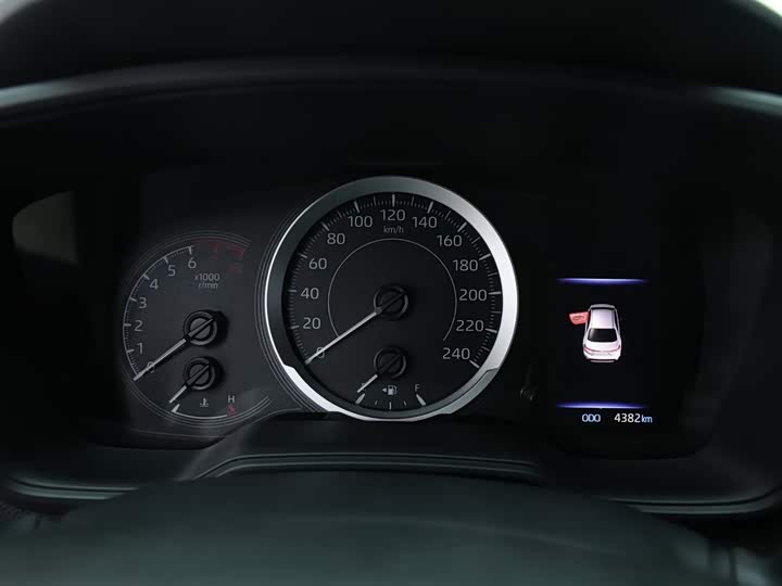 Фото 11 - Toyota Levin