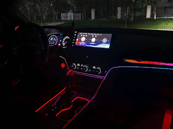 Фото 12 - Honda Accord