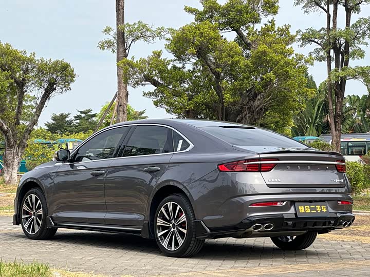 Фото 7 - Geely Preface