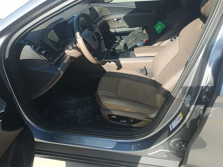 Фото 15 - BYD Han