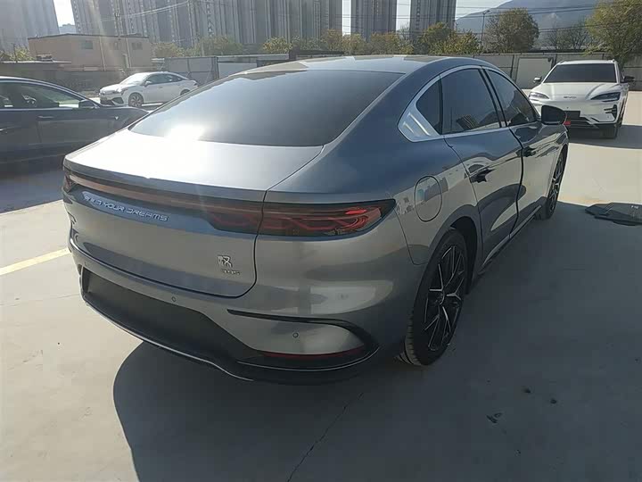 Фото 7 - BYD Han