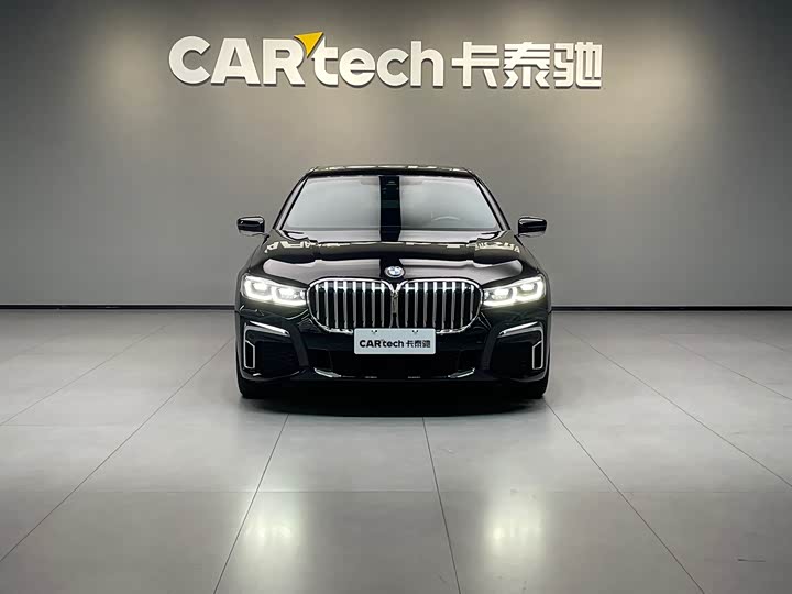 Фото 2 - BMW 7 Series