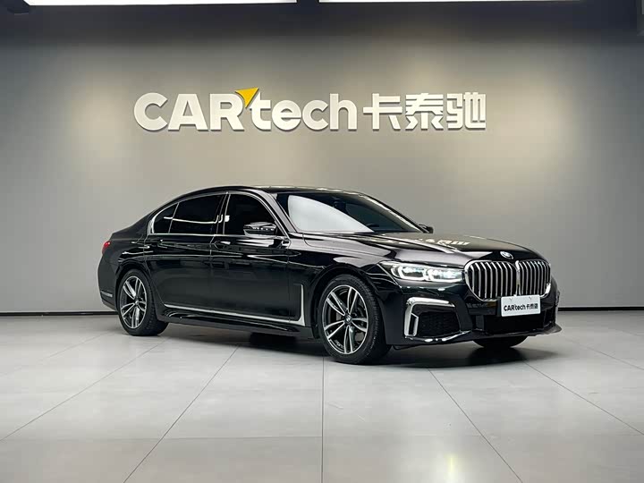 Фото 3 - BMW 7 Series