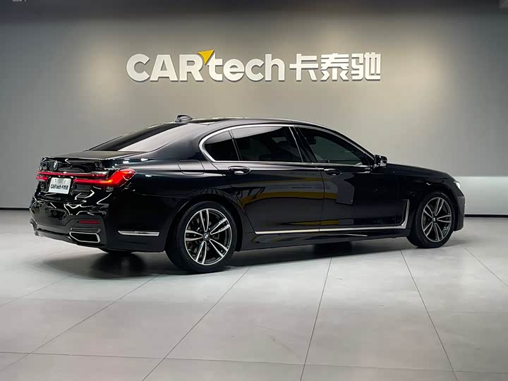 Фото 4 - BMW 7 Series