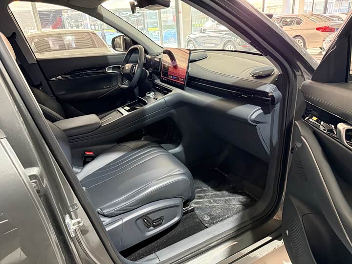 Фото 8 - Geely Galaxy E5