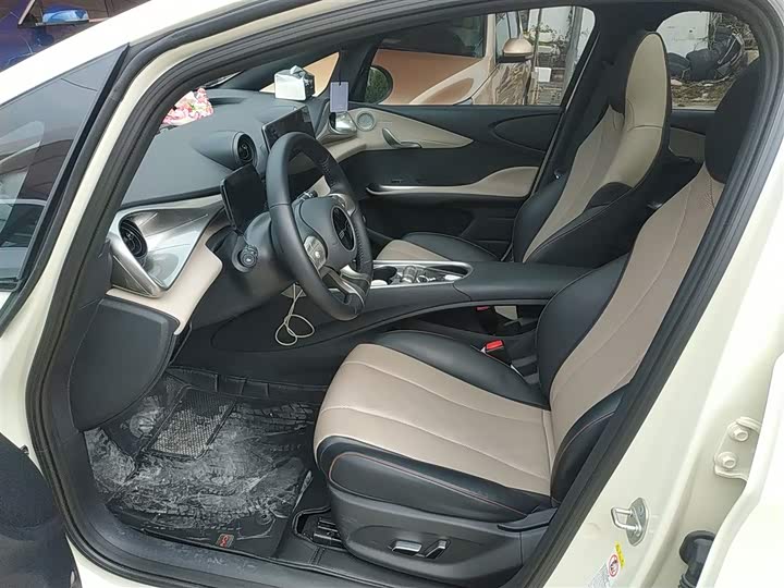 Фото 15 - BYD Dolphin