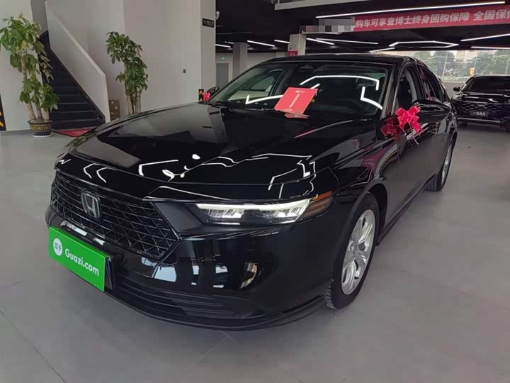 Фото 1 - Honda Accord