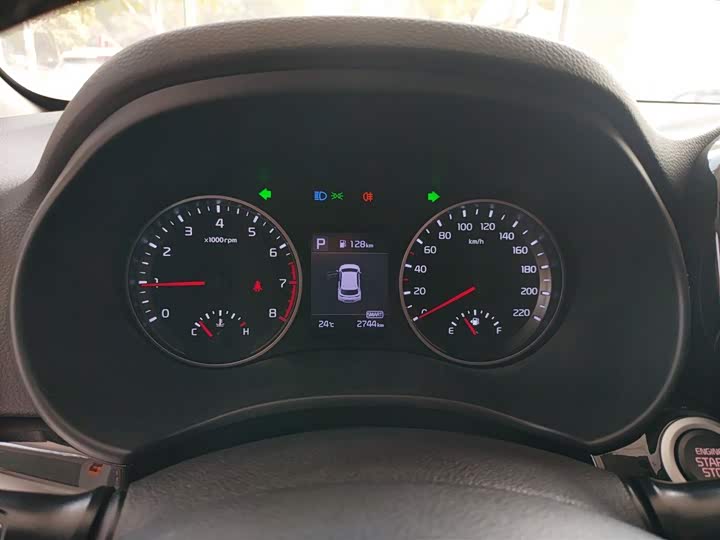 Фото 12 - Kia KX1