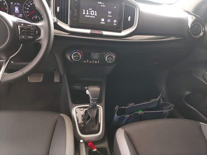 Фото 14 - Kia KX1