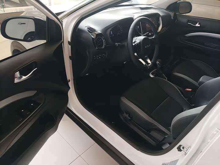 Фото 16 - Kia KX1