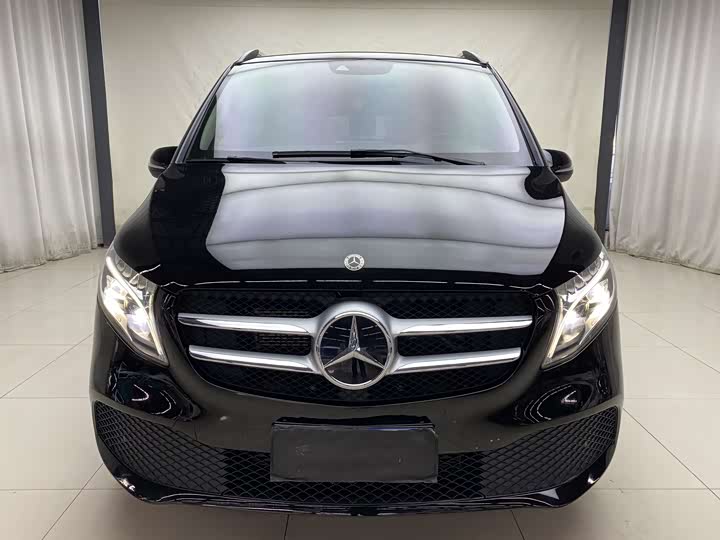 Фото 2 - Mercedes-Benz V-Class