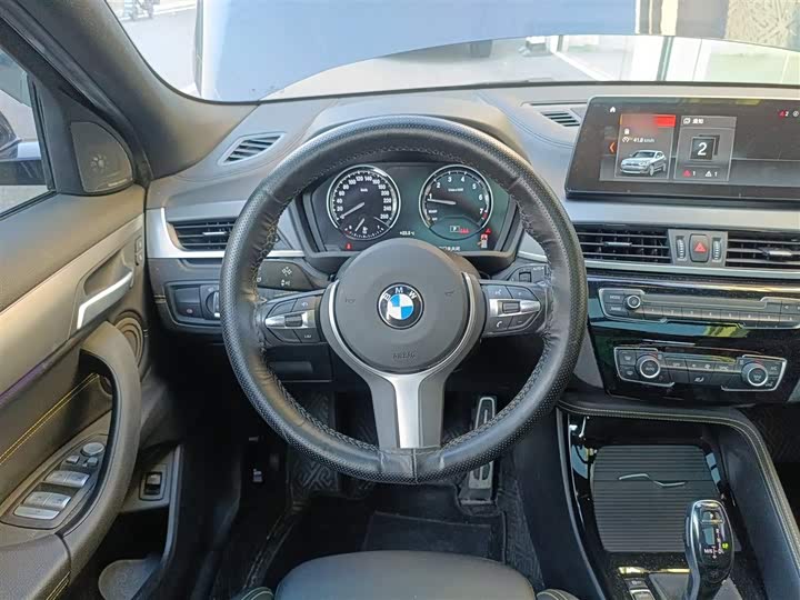 Фото 11 - BMW X2