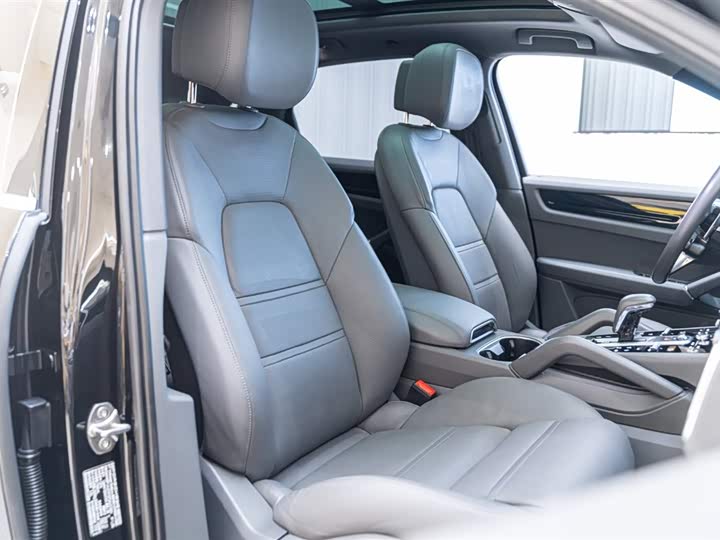 Фото 21 - Porsche Cayenne Hybrid