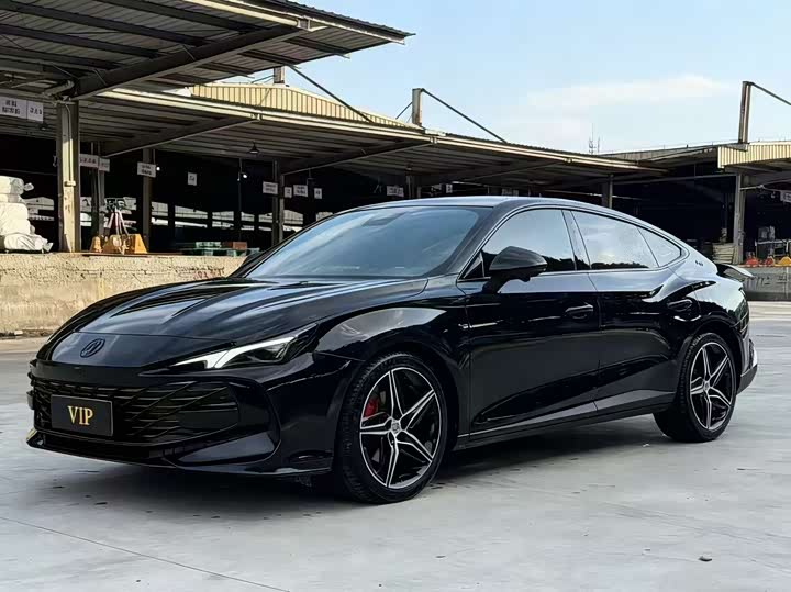 Фото 1 - MG Motor 7