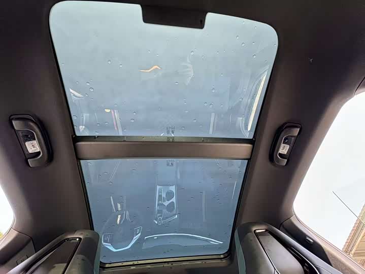 Фото 10 - MG Motor 7