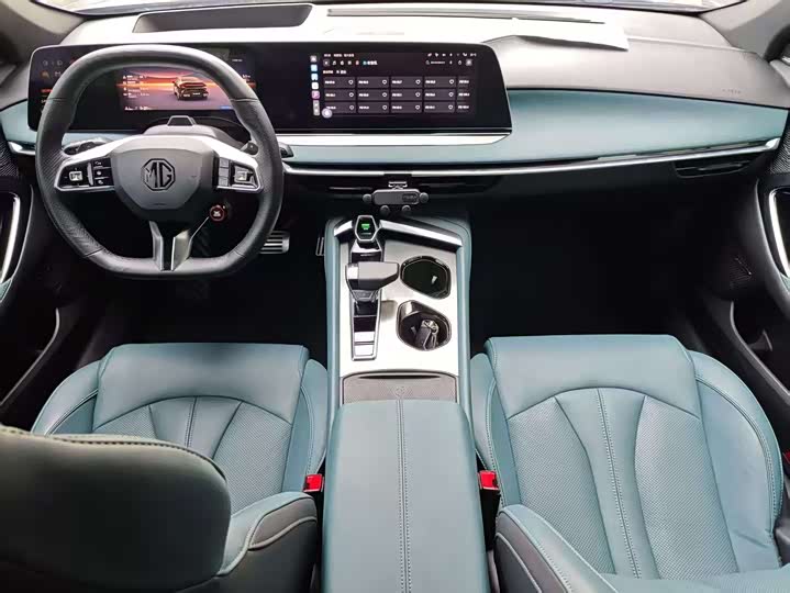 Фото 3 - MG Motor 7