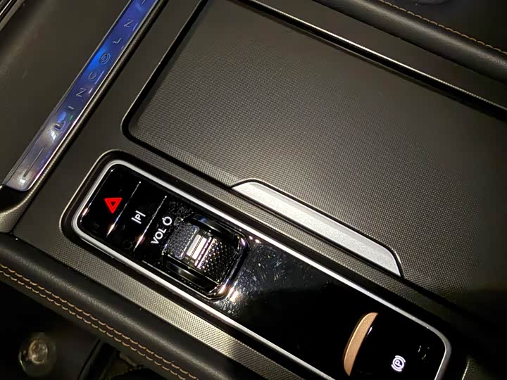 Фото 15 - Lincoln Z (Zephyr)