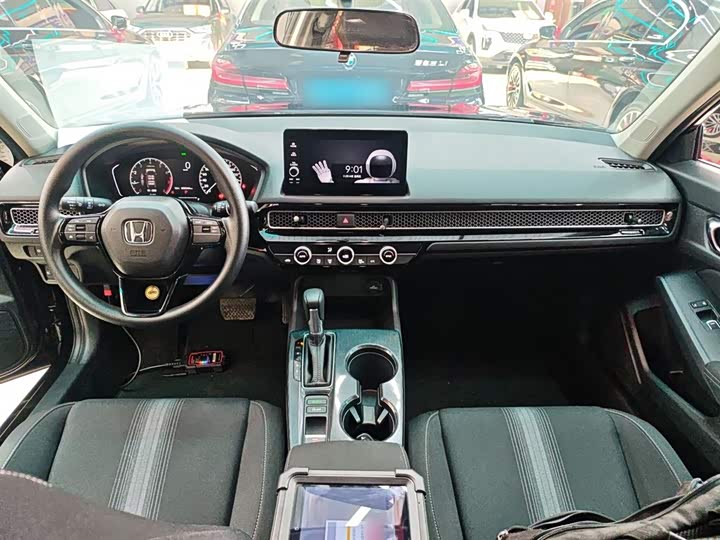 Фото 10 - Honda Civic