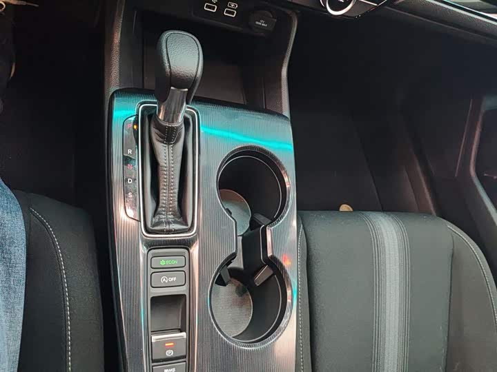 Фото 14 - Honda Civic