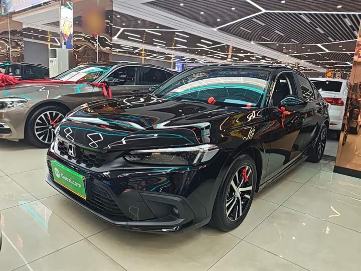 Фото 2 - Honda Civic