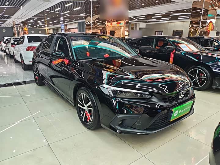 Фото 4 - Honda Civic