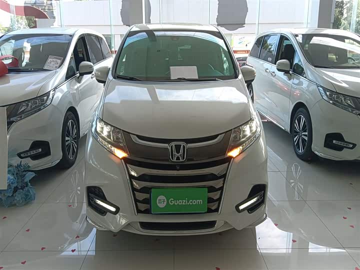 Фото 3 - Honda Odyssey