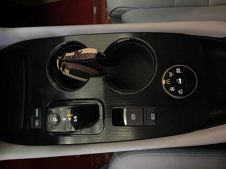 Фото 10 - Nissan X-Trail