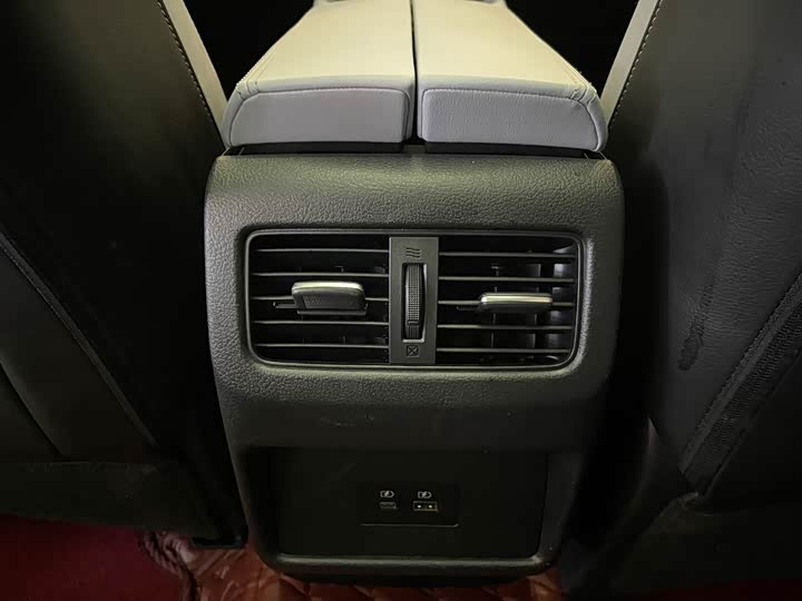 Фото 14 - Nissan X-Trail