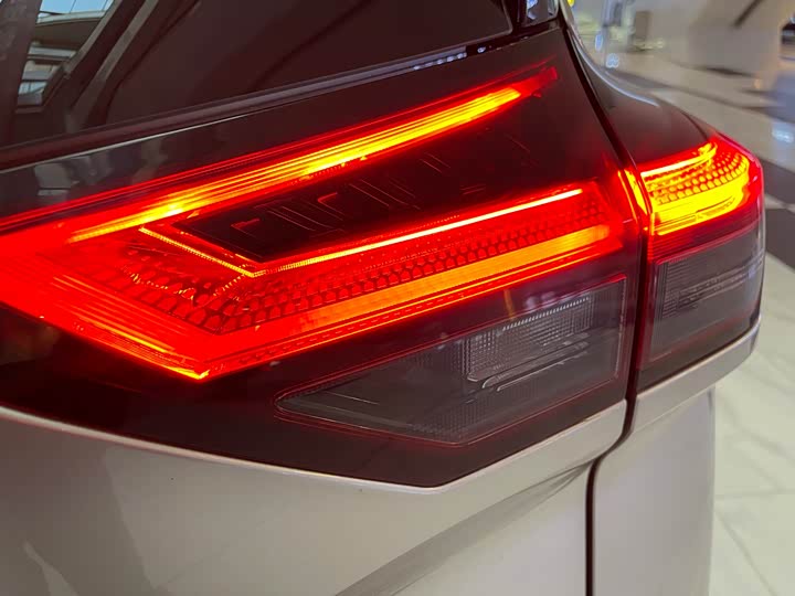 Фото 16 - Nissan X-Trail