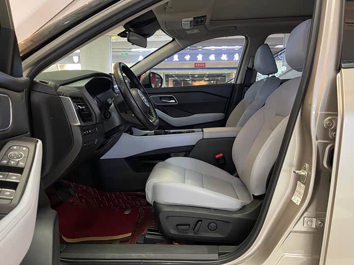 Фото 6 - Nissan X-Trail