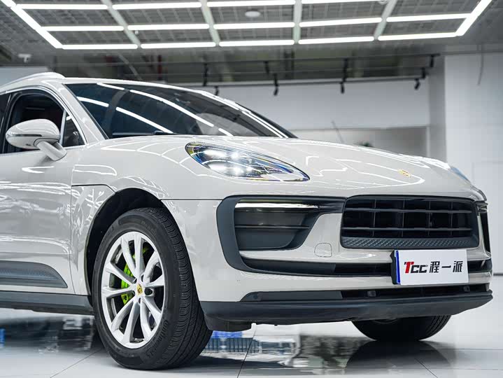 Фото 3 - Porsche Macan