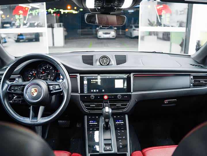 Фото 6 - Porsche Macan